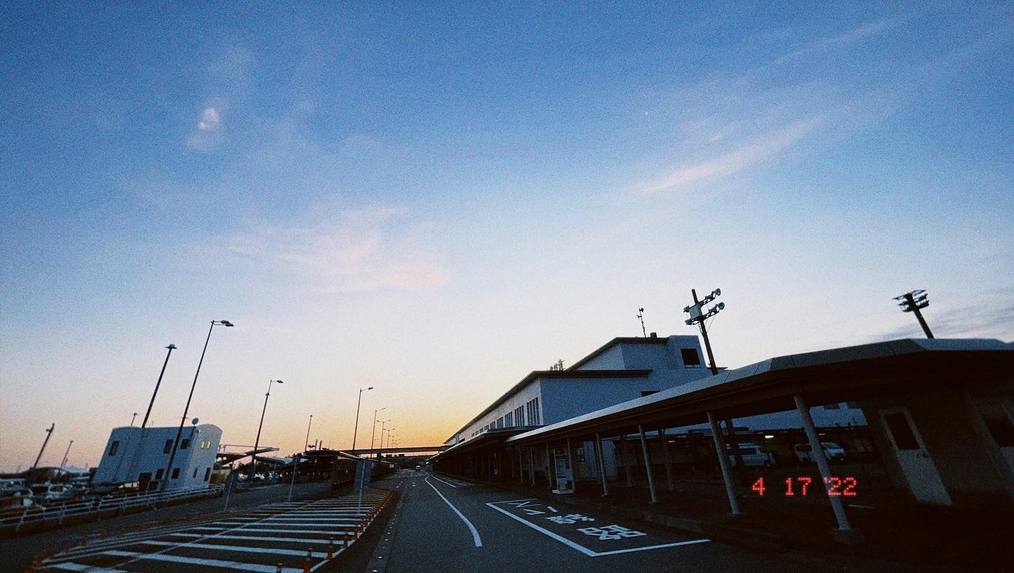 ジャルジャルさん主演のオンライン演劇 ｢夢路空港｣ — 3