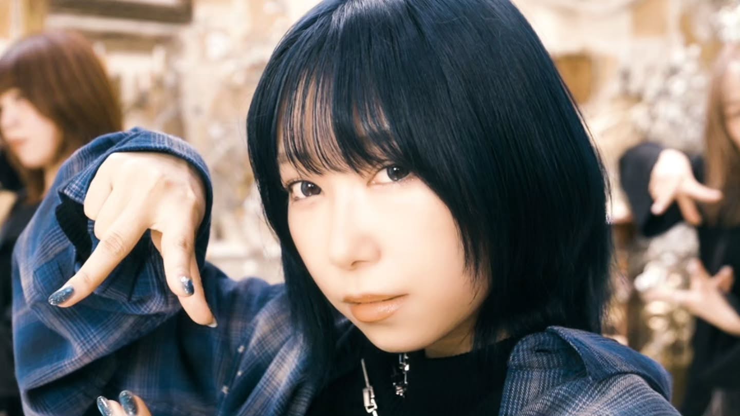 小林愛香 「BLUE MAGIC」Music Video — 2
